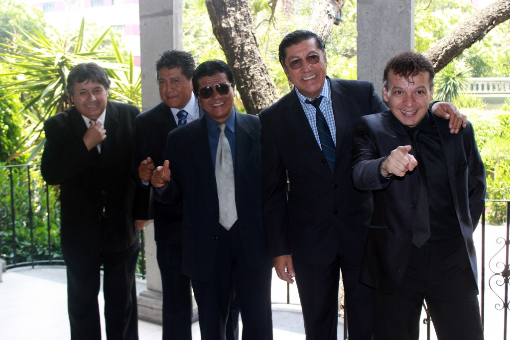 NO MORIRÁ JAMÁS DE LOS ÁNGELES NEGROS EN EL AUDITORIO NACIONAL ...